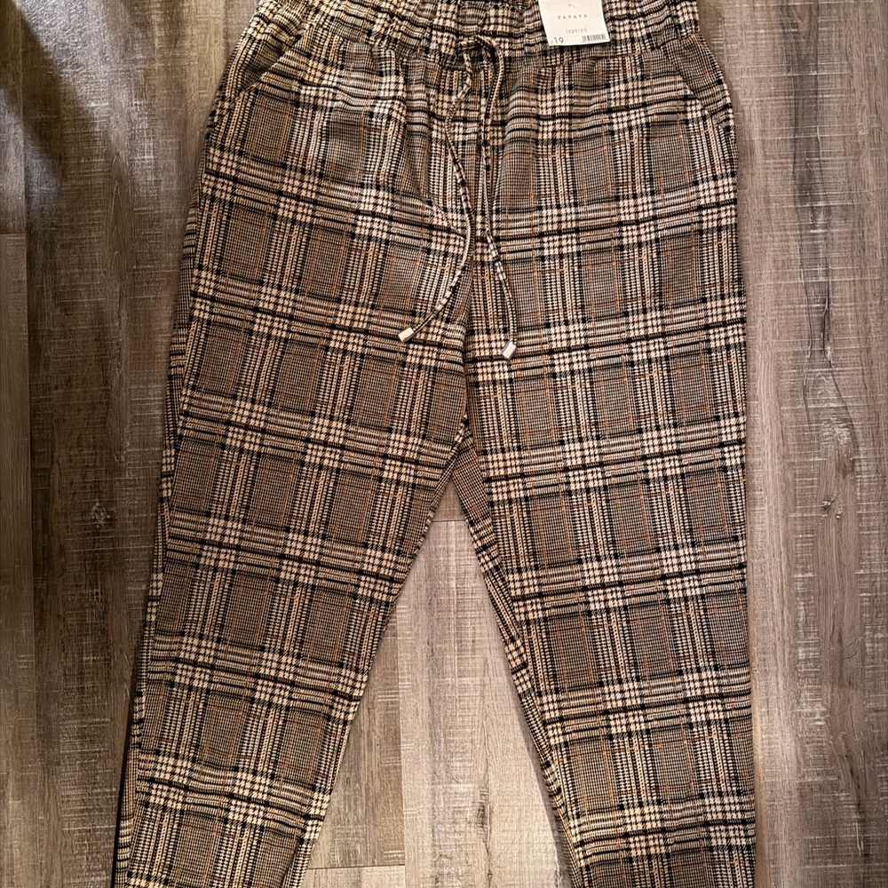 Plaid Tapered Pants – Size US 12 / UK 16 – Festive / Holidays (NWT)